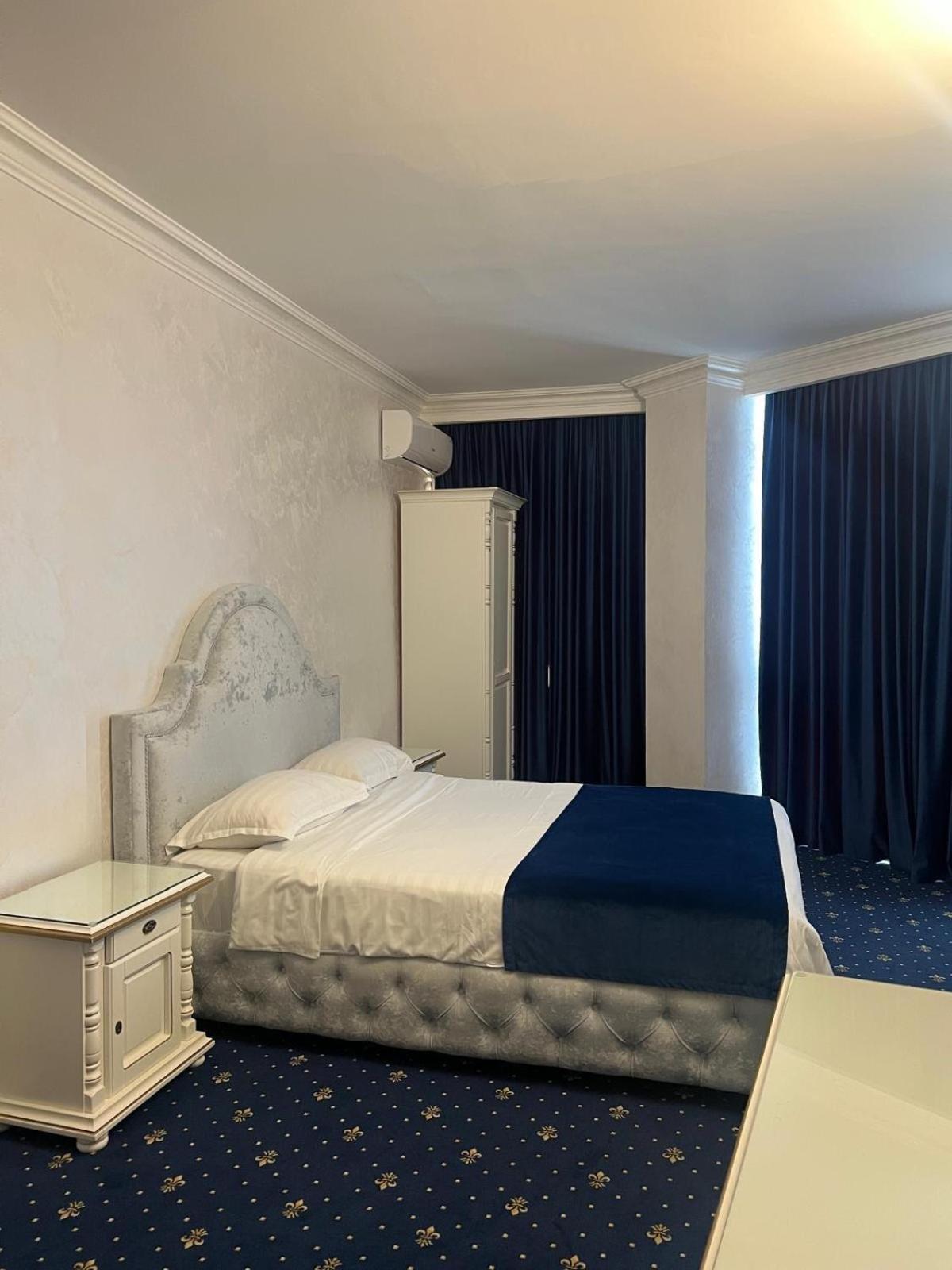 Hotel Central Slobozia  Cameră foto